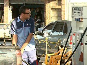 Fim da safra de cana-de-açúcar eleva preço do etanol nos postos da região